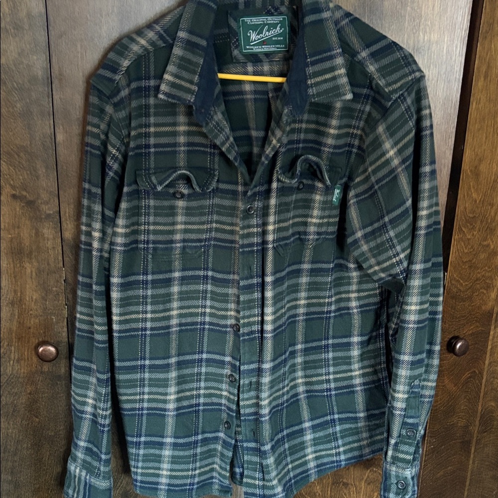 Woolrich Green and Blue Plaid Shirt XL but runs small